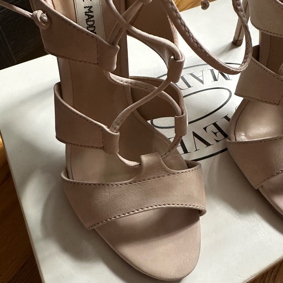 Steve Madden Sandalia Blush Nubuck Leather Lace-Up Heels - Picture 14 of 16